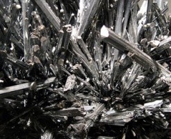 金属と非金属とは？　金属の結晶のつくりとは？