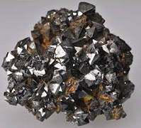 おもな鉱物とその利用とは 金属をとるための鉱物とは 科学をわかりやすく解説